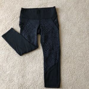 Cropped Athleta Leggings